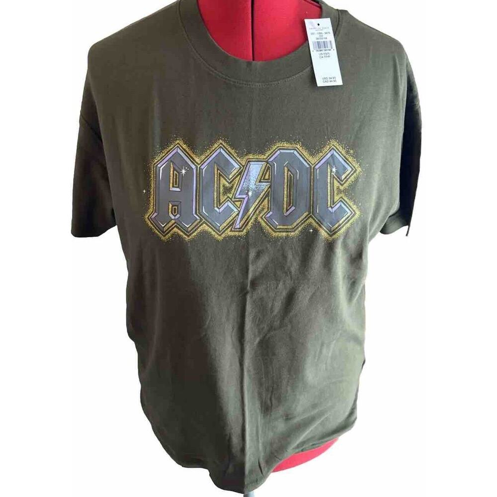 NWT AMERICAN EAGLE JUNIOR‎ WOMEN TSHIRT TOP AC/DC SHIRT SUPER CUTE